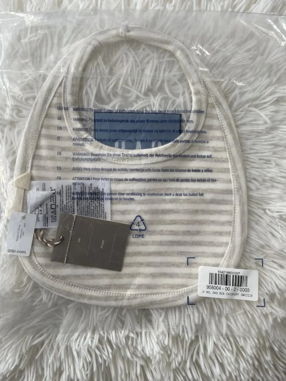 SALE! NWT GAP Baby BIB Grey Stripe With Cute Bears
